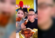 娱乐吃瓜酱羌族小将,揭秘民族风潮中的青春风采